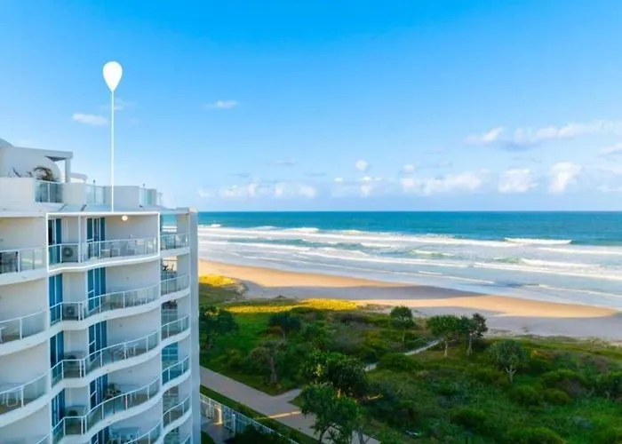 Premium Top Floor Oceanfront Unit In Regency On The Beach 705